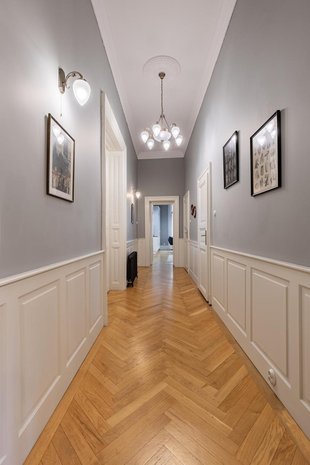 Spacious Victorian Residence By Grand Boulevard Budapest Exteriör bild